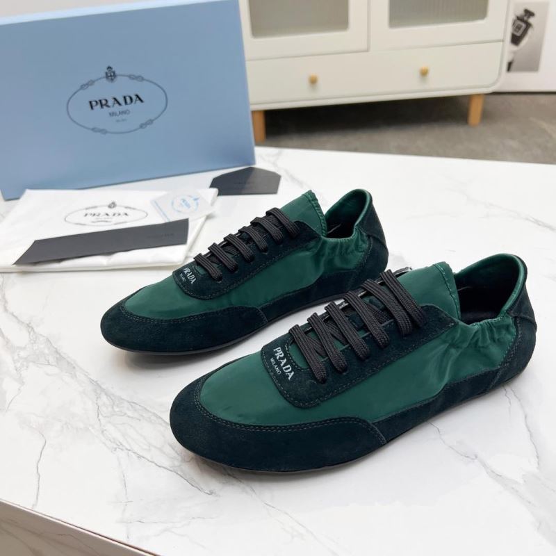 Pra*a casual shoes